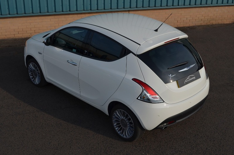 CHRYSLER YPSILON 1.2 Platinum 15 2015