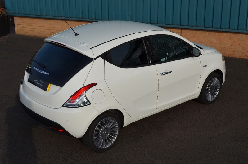 CHRYSLER YPSILON 1.2 Platinum 15 2015