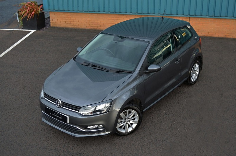 VOLKSWAGEN POLO 1.2 TSI Bluemotion Tech SE 2015