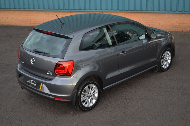 VOLKSWAGEN POLO 1.2 TSI Bluemotion Tech SE 2015