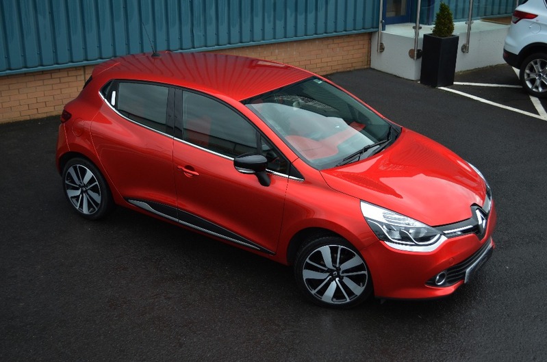 RENAULT CLIO 0.9TCe Dynamique S MediaNav 13 2013