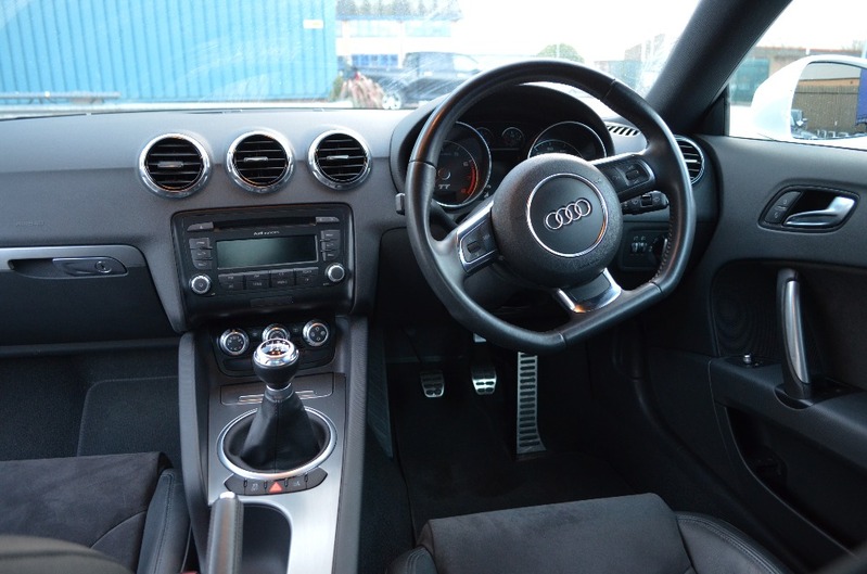 AUDI TT 1.8 TFSI Sport 62 2012