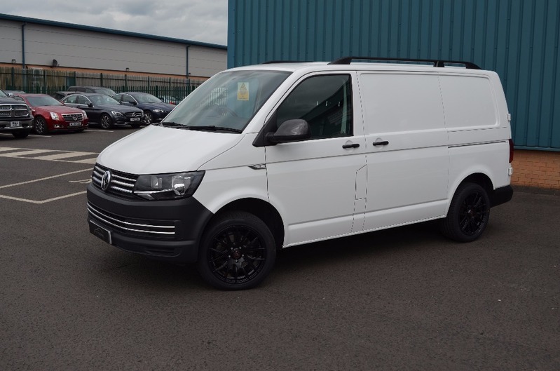 VOLKSWAGEN TRANSPORTER 2.0 TDI BMT T28 Startline SWB 2016