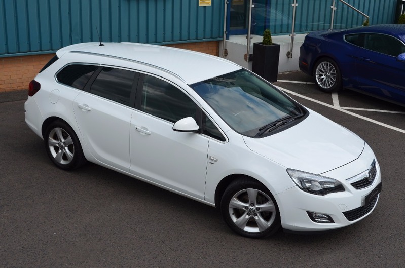 VAUXHALL ASTRA 2.0 CDTI SRI Estate 11 2011