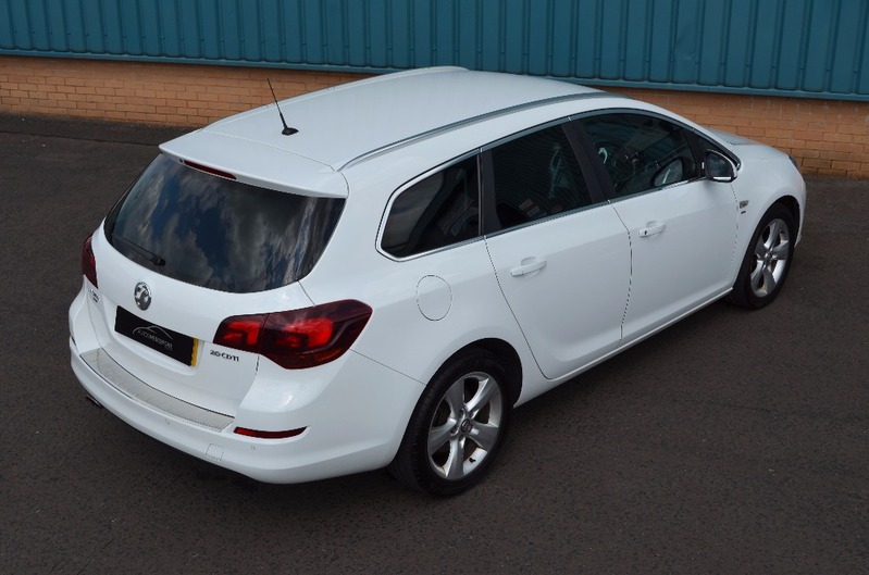 VAUXHALL ASTRA 2.0 CDTI SRI Estate 11 2011