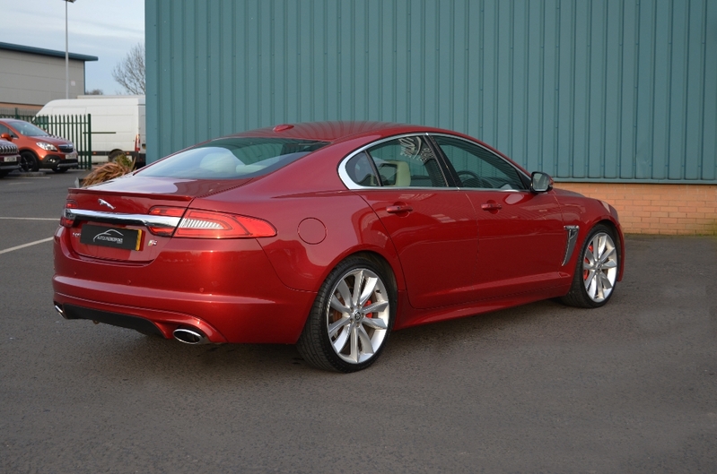 JAGUAR XF 3.0 TDV6 S Portfolio 62 2012