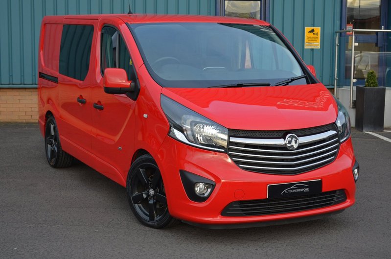 VAUXHALL VIVARO 1.6 BiTurbo Sportive 65 2015