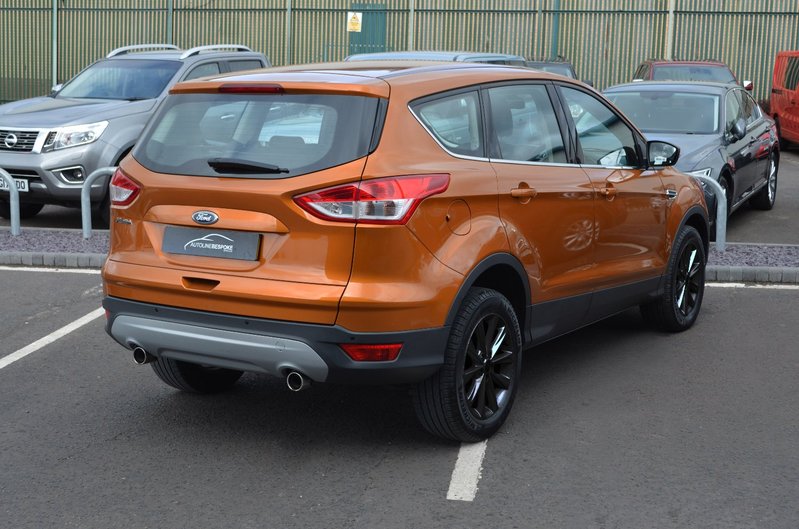 FORD KUGA 2.0 TDCI Titanium 15 2015