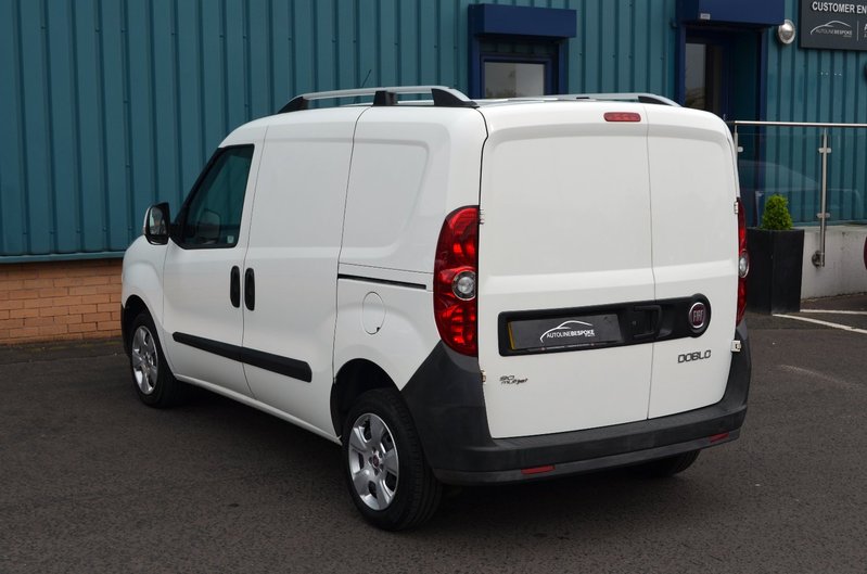 FIAT DOBLO 1.3 Multijet II SX 63 2014