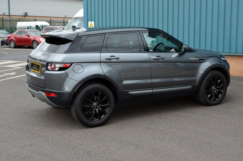 LAND ROVER RANGE ROVER Evoque 2.2 ED4 Pure 15 2015