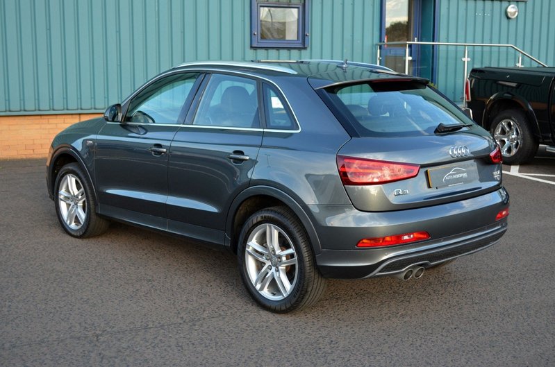 AUDI Q3 2.0 TDI S-Line Quattro 64 2015