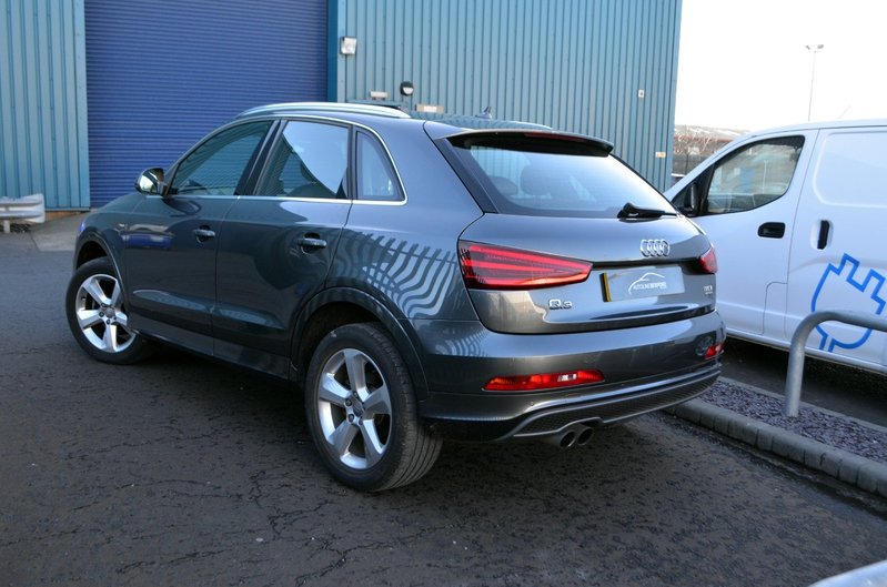 AUDI Q3 2.0 TDI S Line S-Tronic Quattro 2014