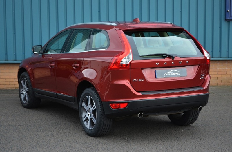 VOLVO XC60 2.4 SE LUX D4 AWD 62 2013