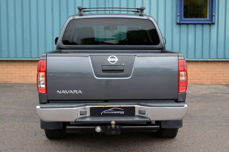 NISSAN NAVARA 2.5 DCI TEKNA 64 2015